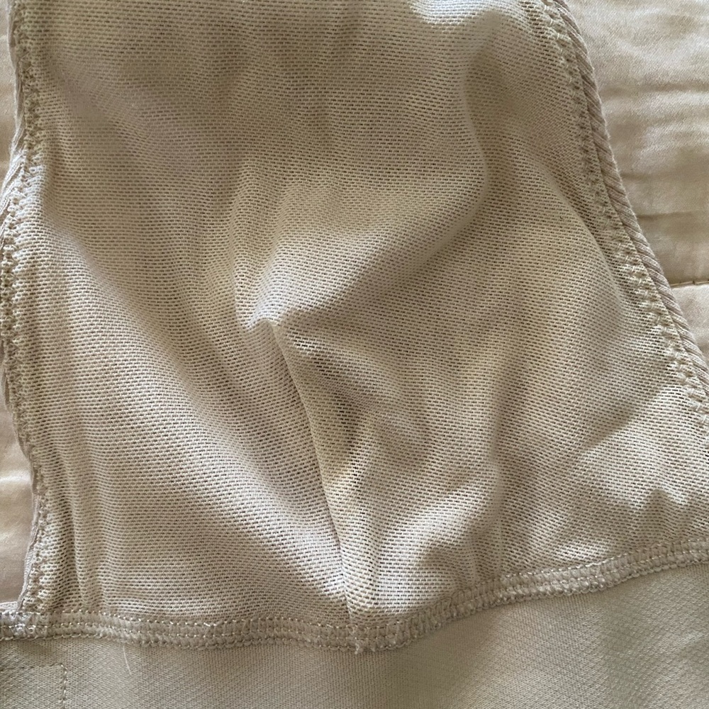 SKIMS Oatmeal Color Ribbed Bralettes - Picture 12 of 14